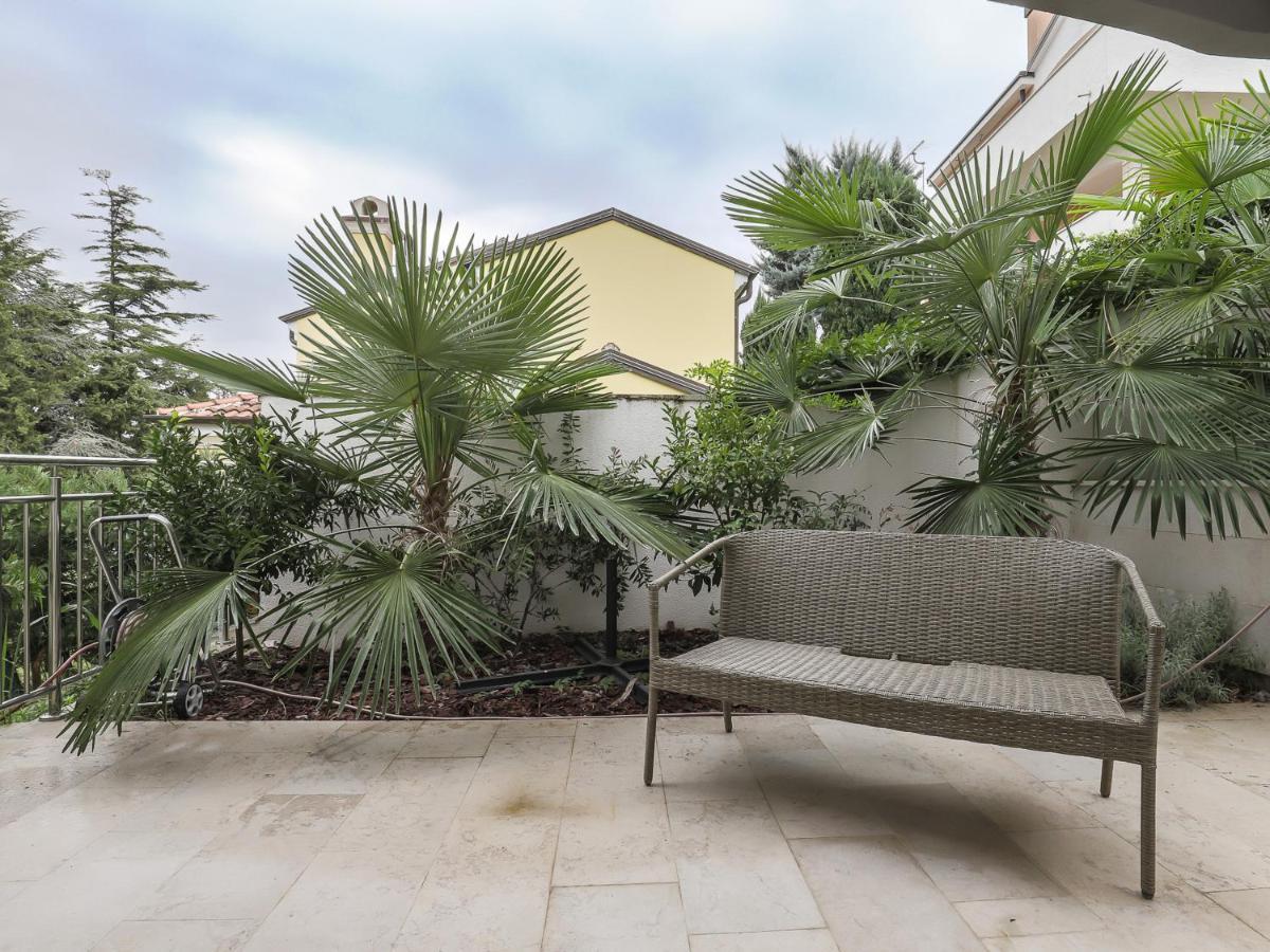 Apartments Villa Sofia Црвени-Врх Экстерьер фото