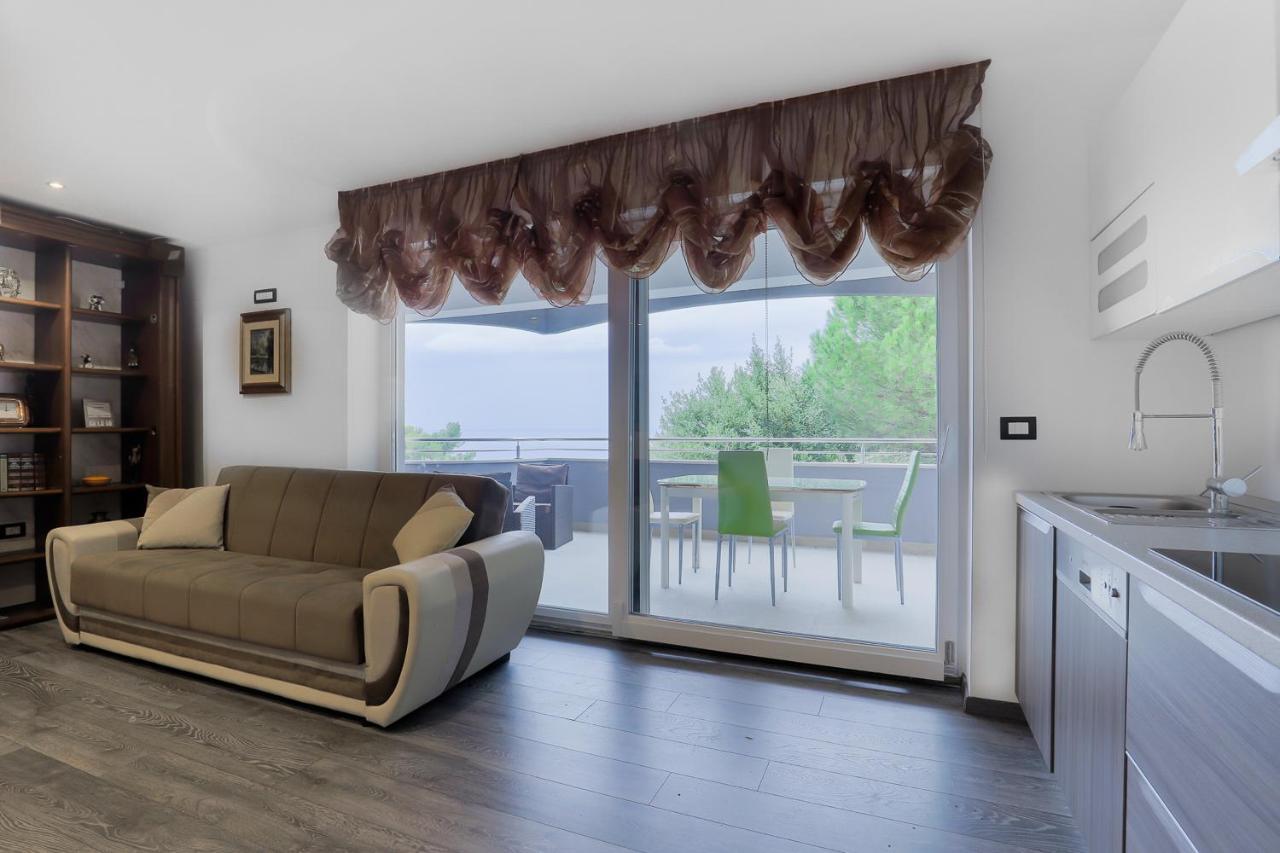 Apartments Villa Sofia Црвени-Врх Экстерьер фото